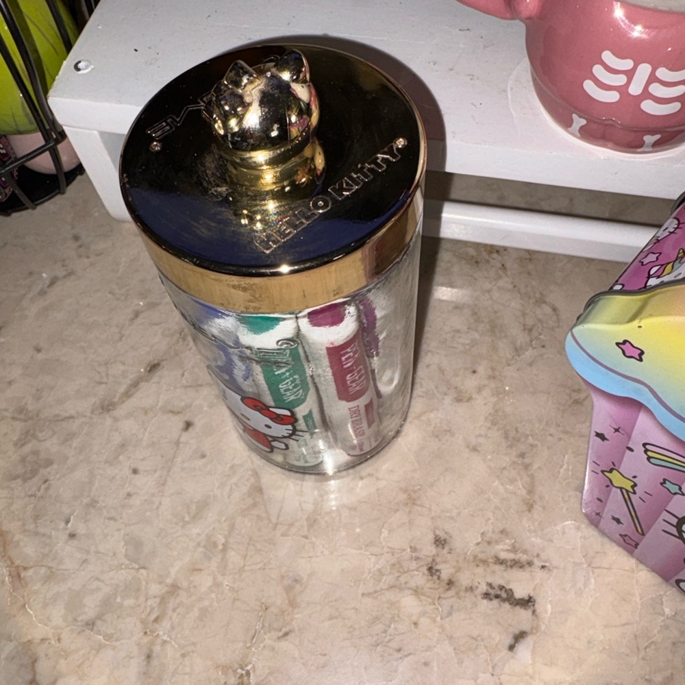 Hello Kitty jar of color markers